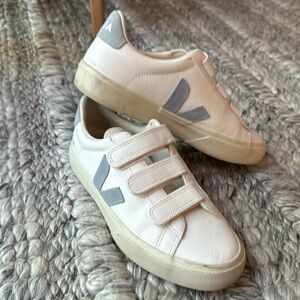 Veja Sneakers